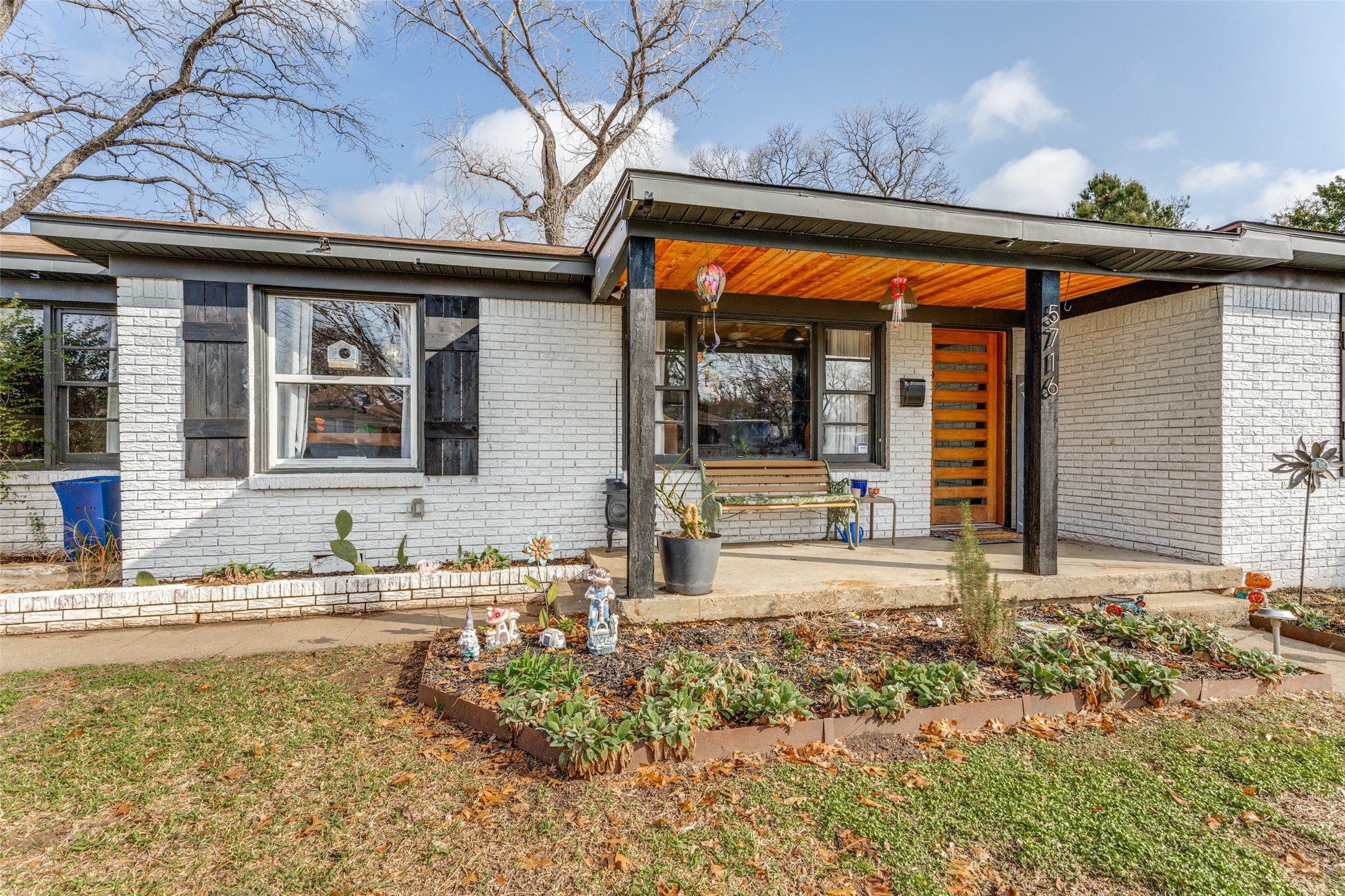 5716 Tracyne Drive Westworth Village TX 76114