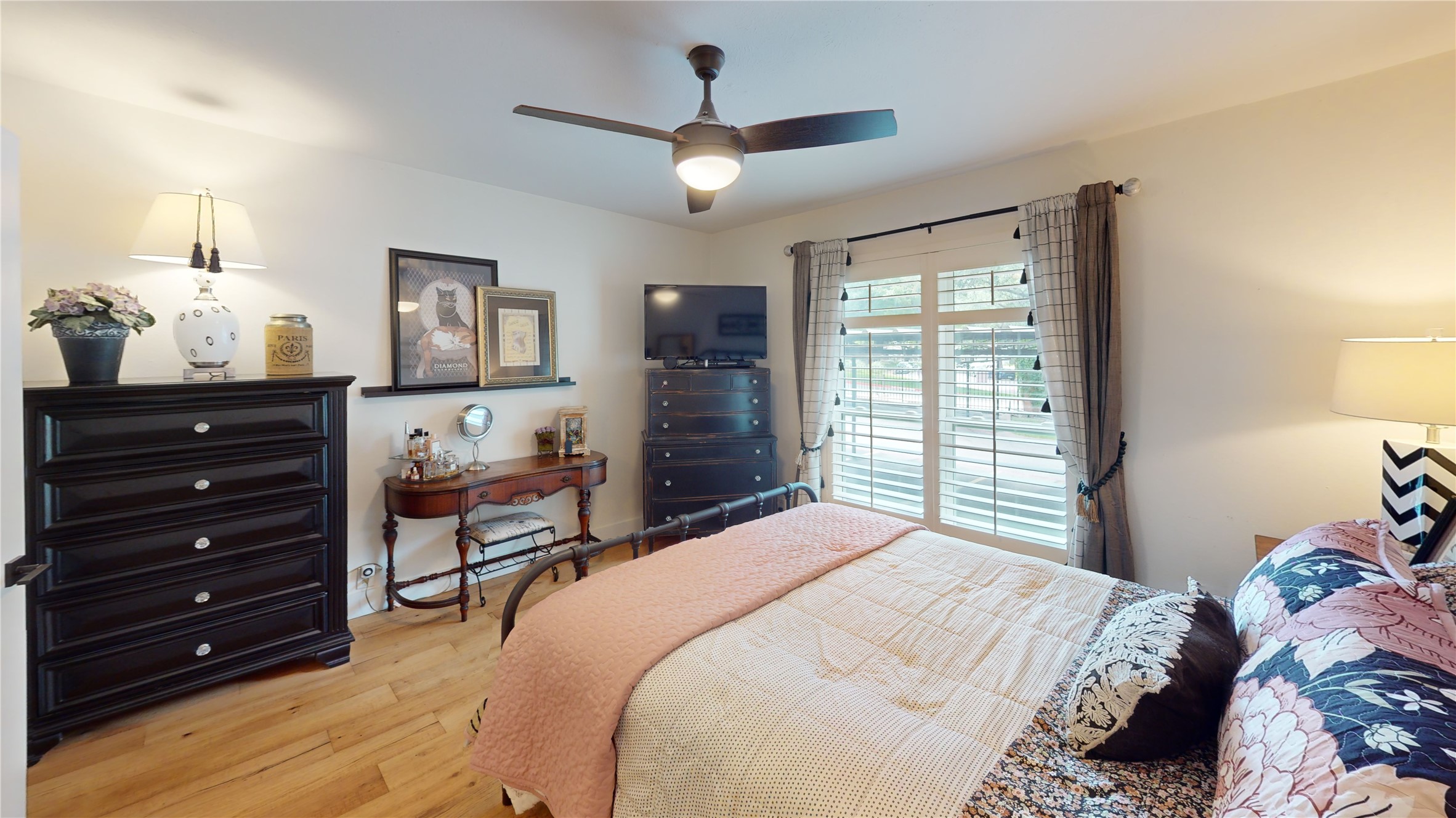 7814 Meadow Park Drive Dallas TX 75230