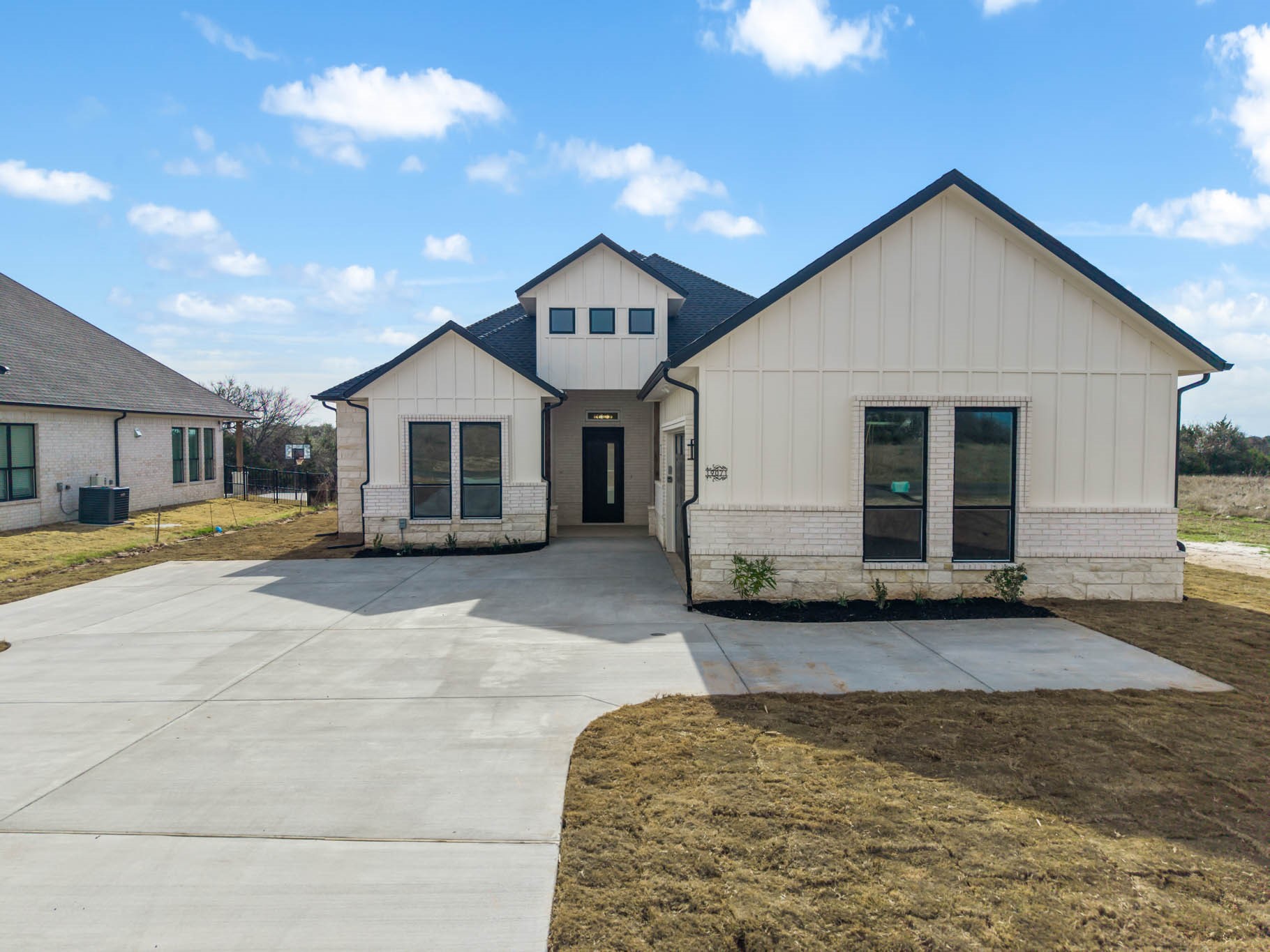 19071 White Bluff Drive Whitney TX 76692