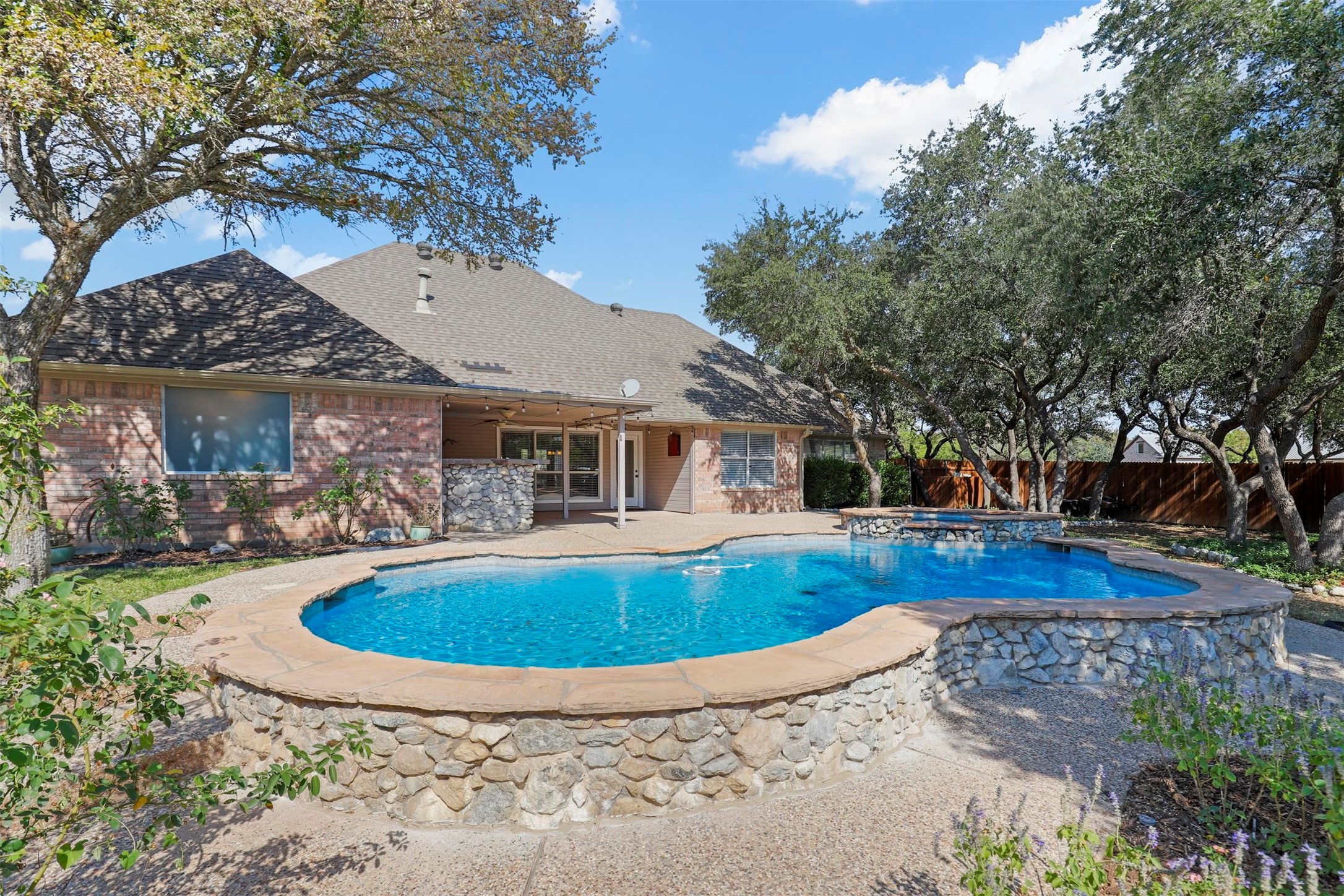 102 Rock Court Aledo TX 76008