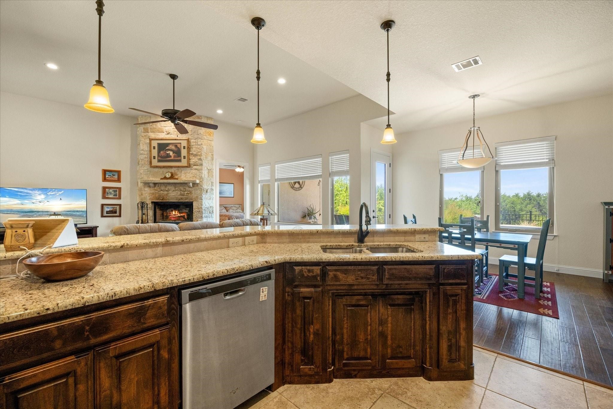158 Valley View Glen Rose TX 76043