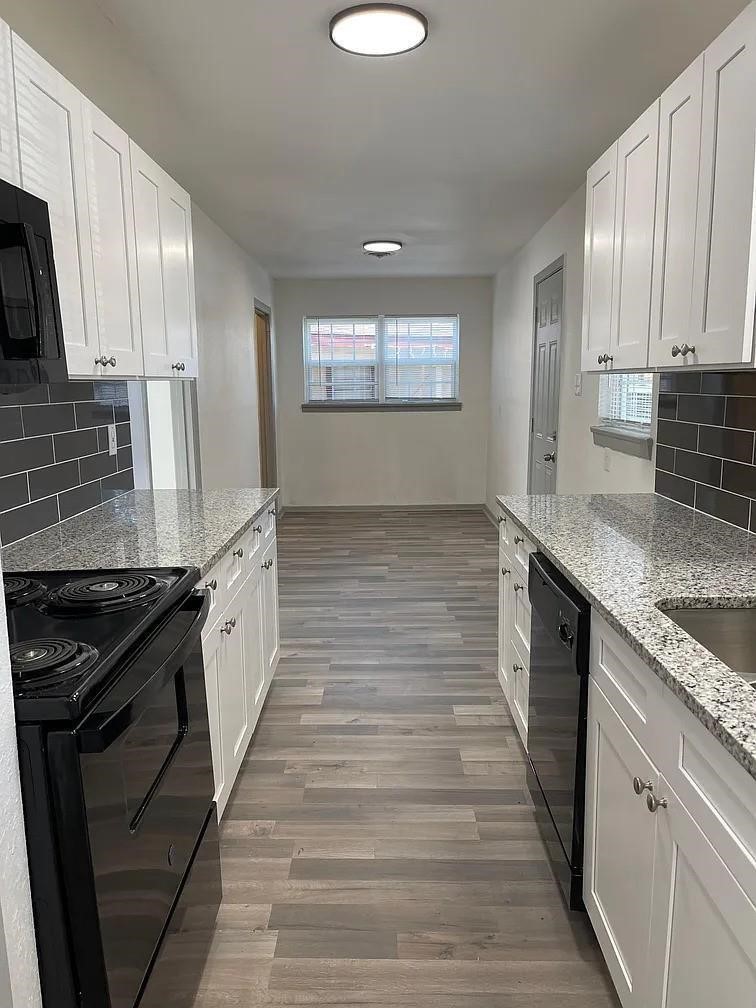 123 Vandenburg Denison TX 75020