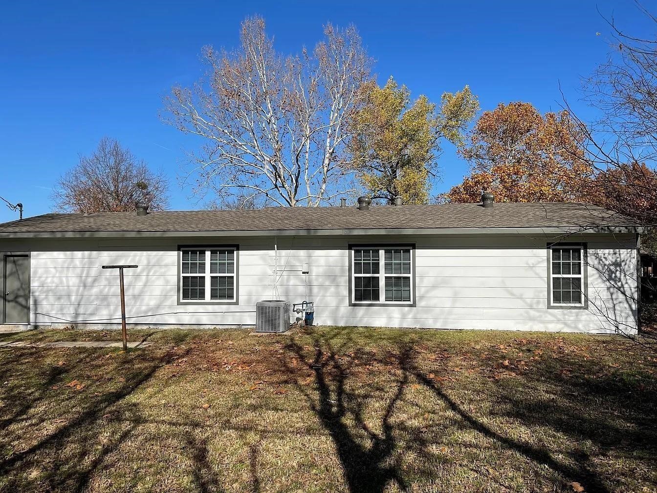 123 Vandenburg Denison TX 75020