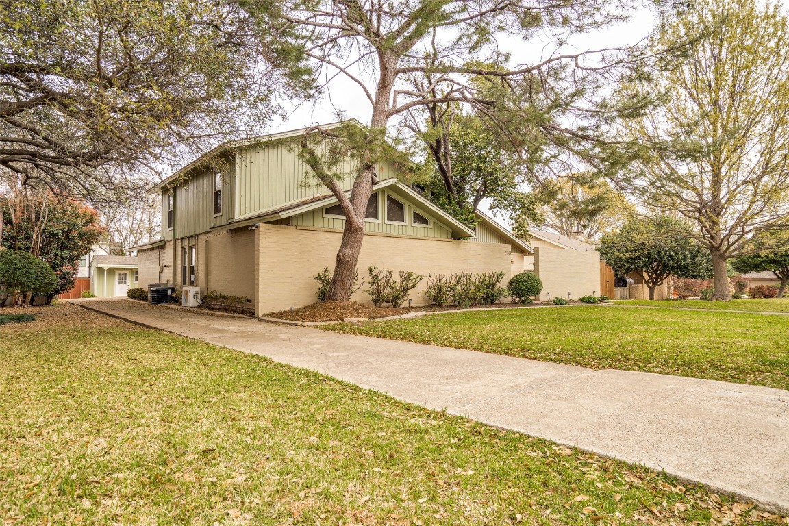 2701 Lakewood Lane Carrollton TX 75006