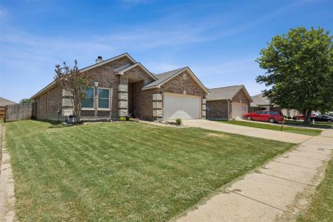 812 Cathy Drive Burleson TX 76028