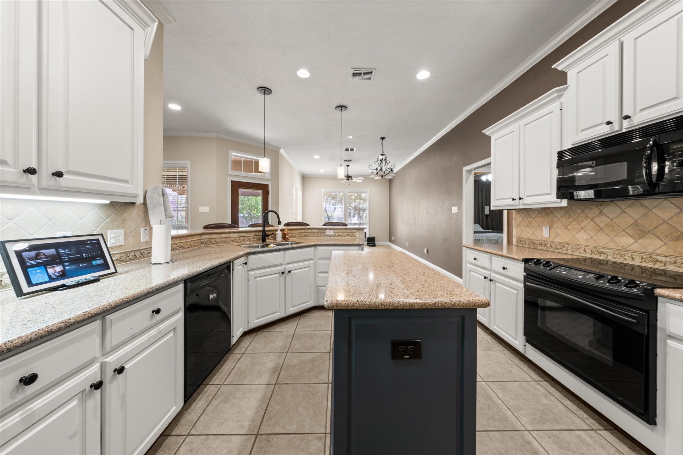 202 Daybreak Way Waco TX 76657