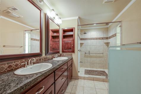 104 W Oak Valley Drive Colleyville TX 76034