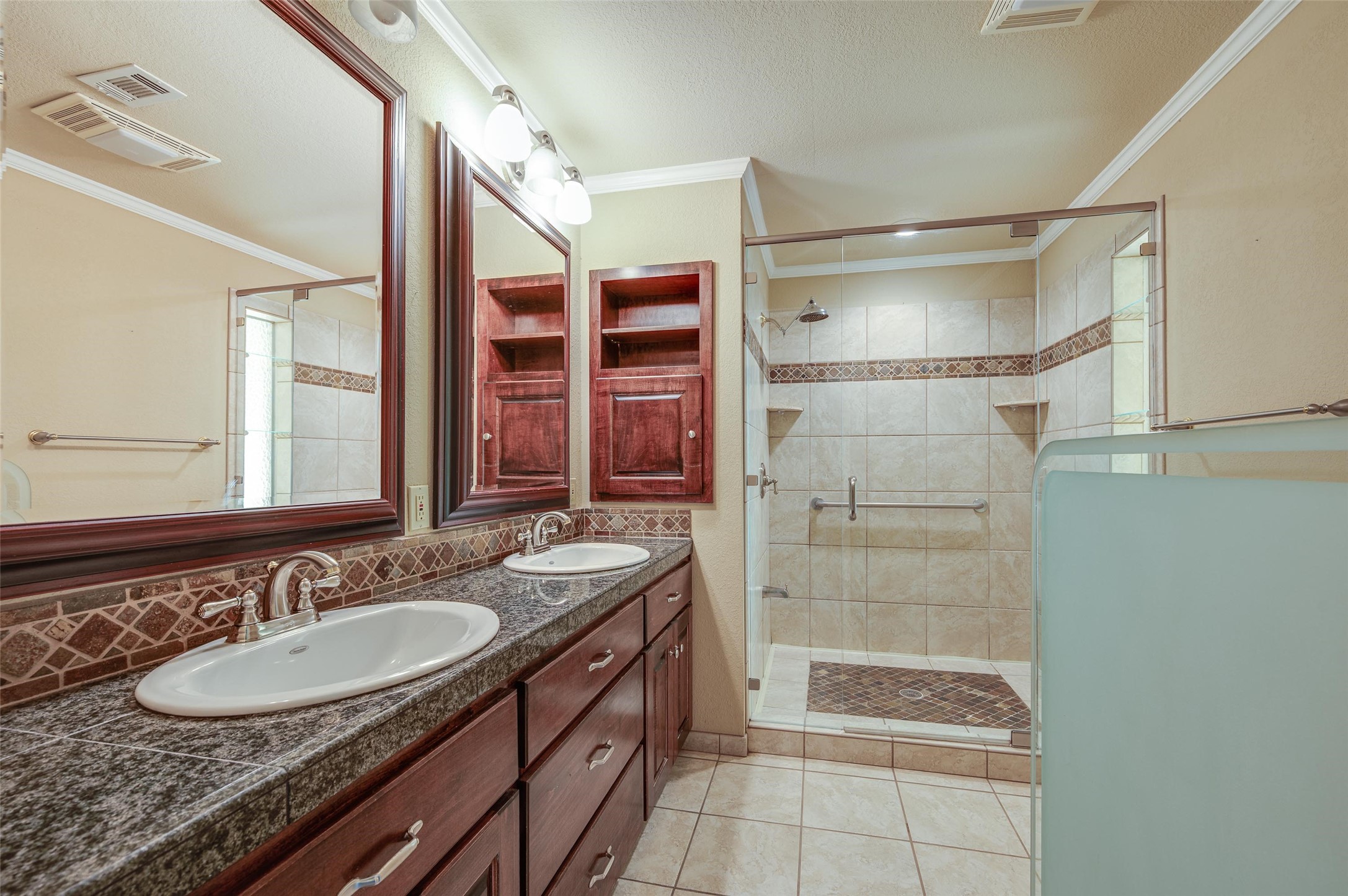 104 W Oak Valley Drive Colleyville TX 76034