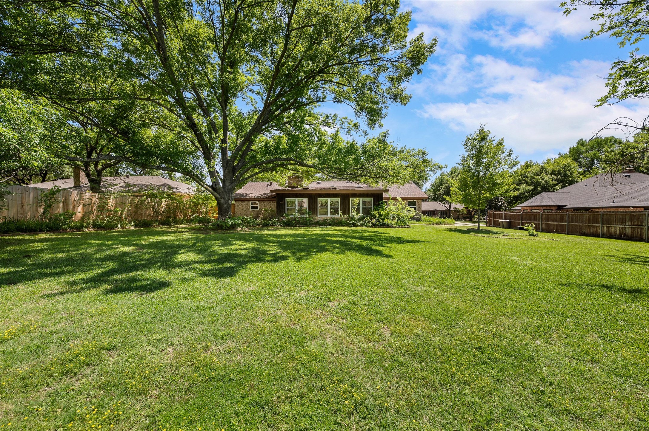 104 W Oak Valley Drive Colleyville TX 76034