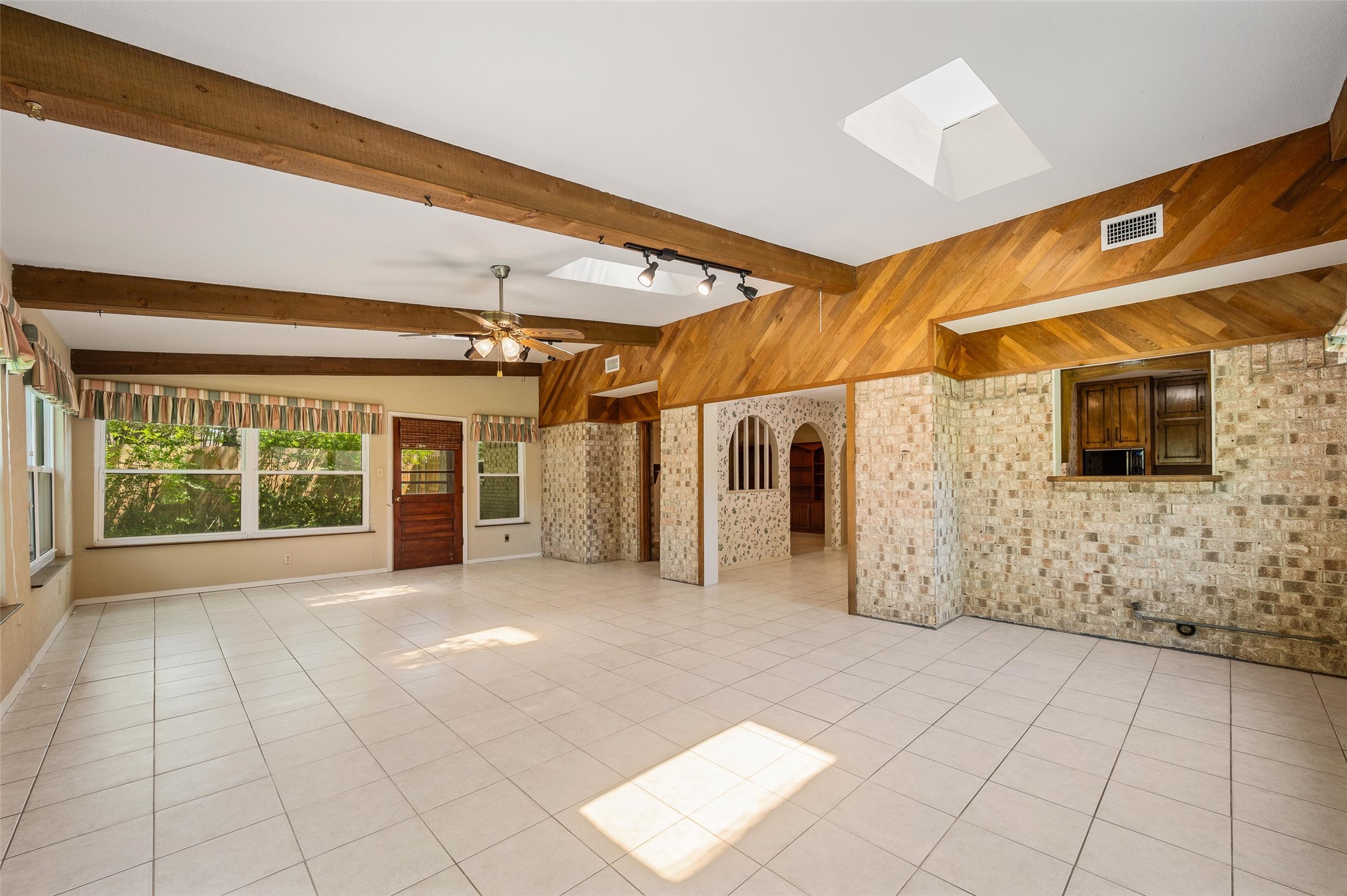 104 W Oak Valley Drive Colleyville TX 76034