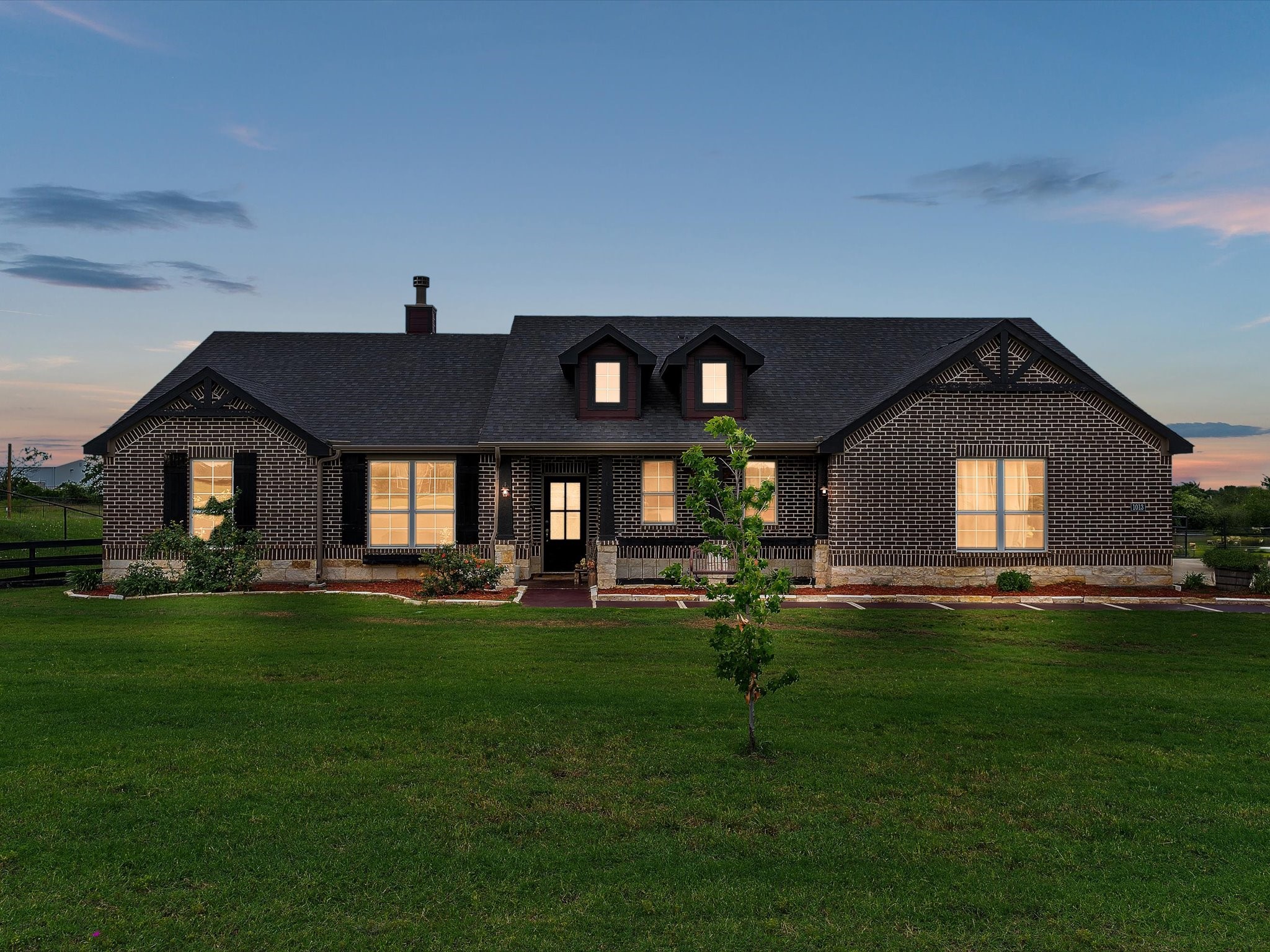 1013 Northern Oaks Court Springtown TX 76082