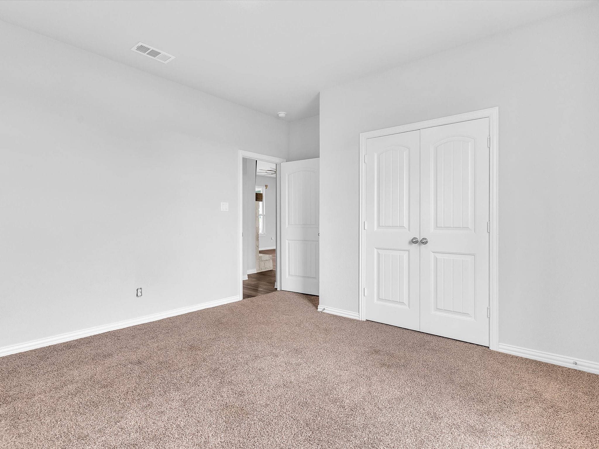 1013 Northern Oaks Court Springtown TX 76082