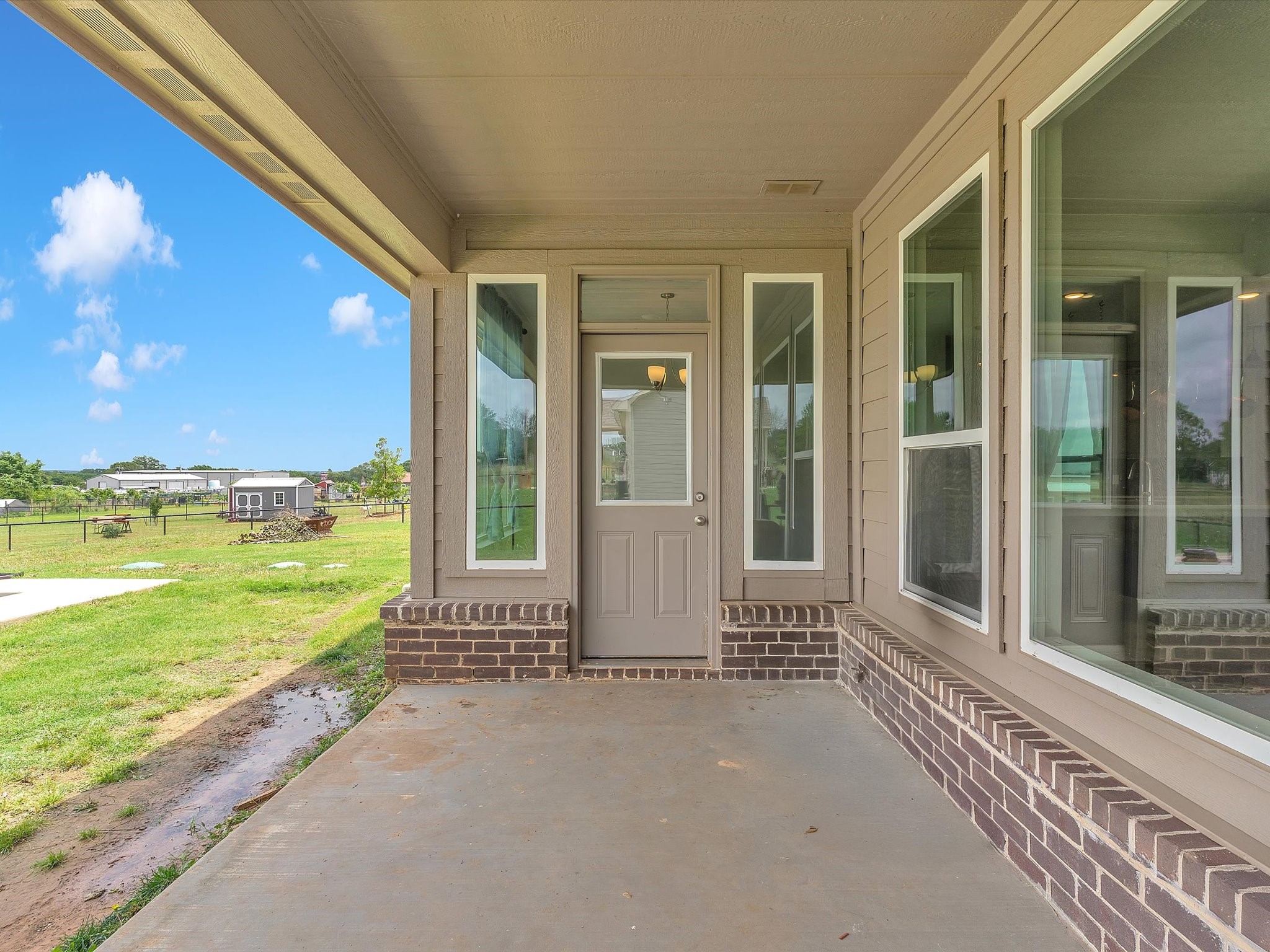 1013 Northern Oaks Court Springtown TX 76082