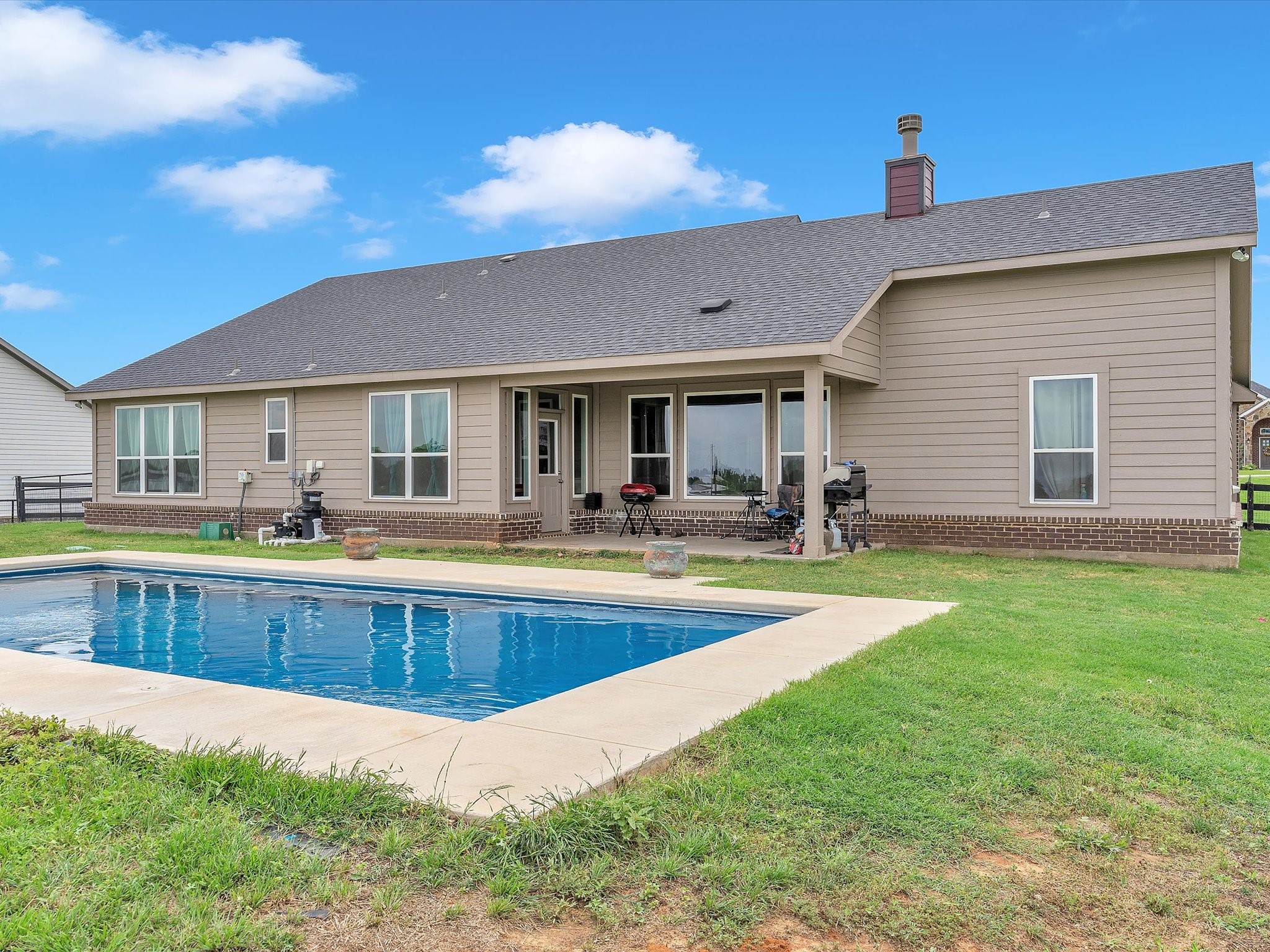 1013 Northern Oaks Court Springtown TX 76082