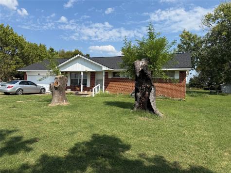 849 County Road 4130 Bonham TX 75418