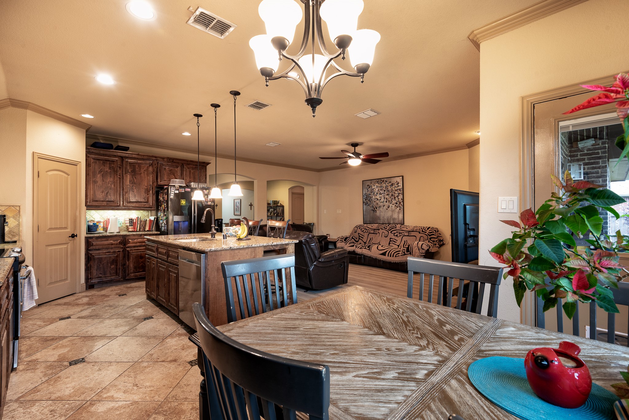 107 Manor Lane Waxahachie TX 75165