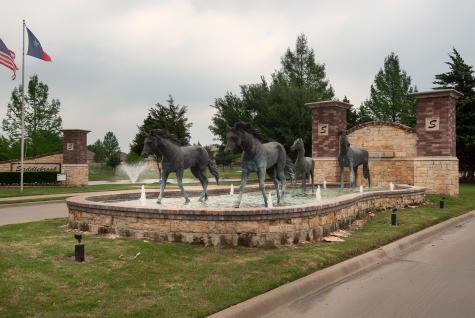 107 Manor Lane Waxahachie TX 75165