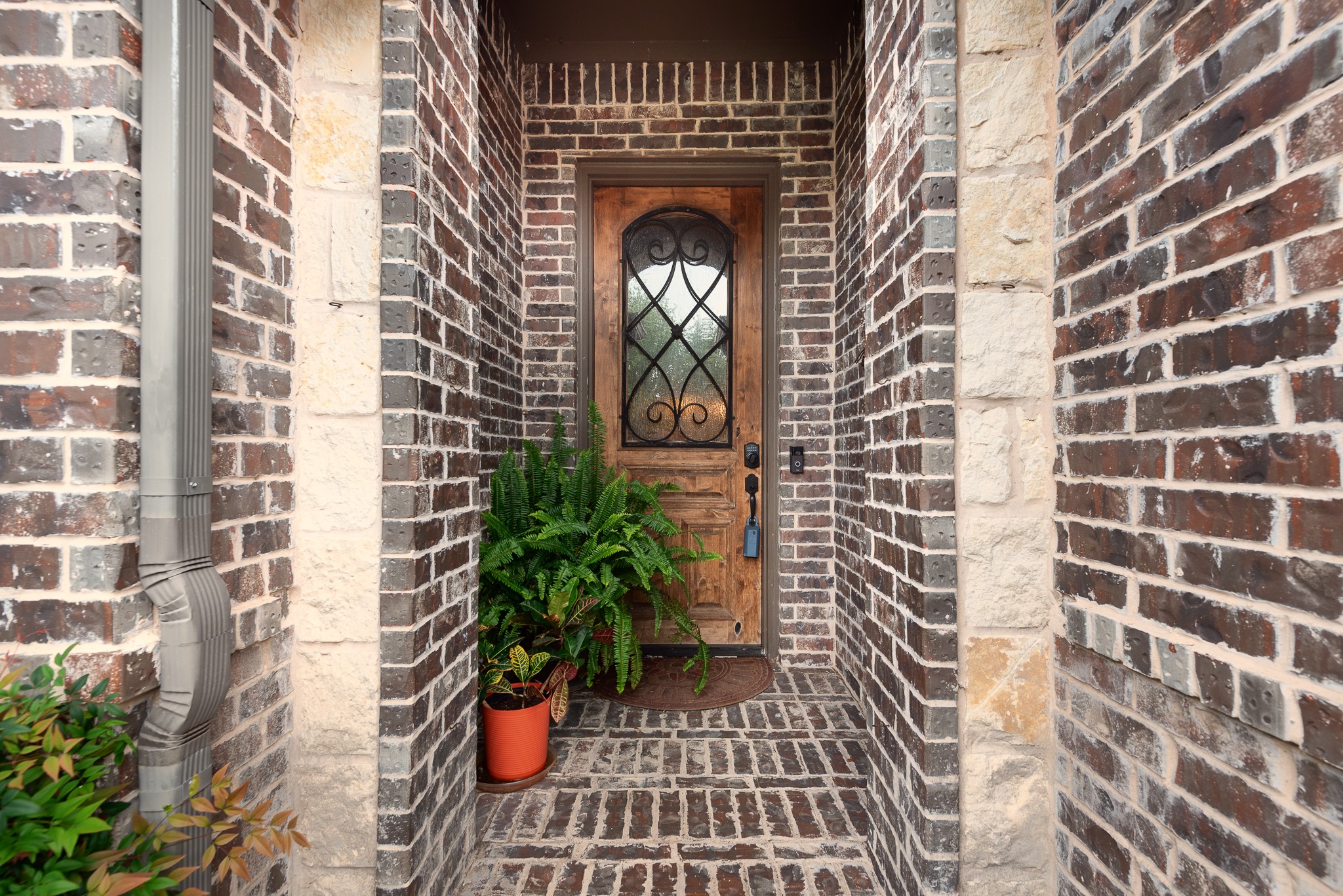 107 Manor Lane Waxahachie TX 75165
