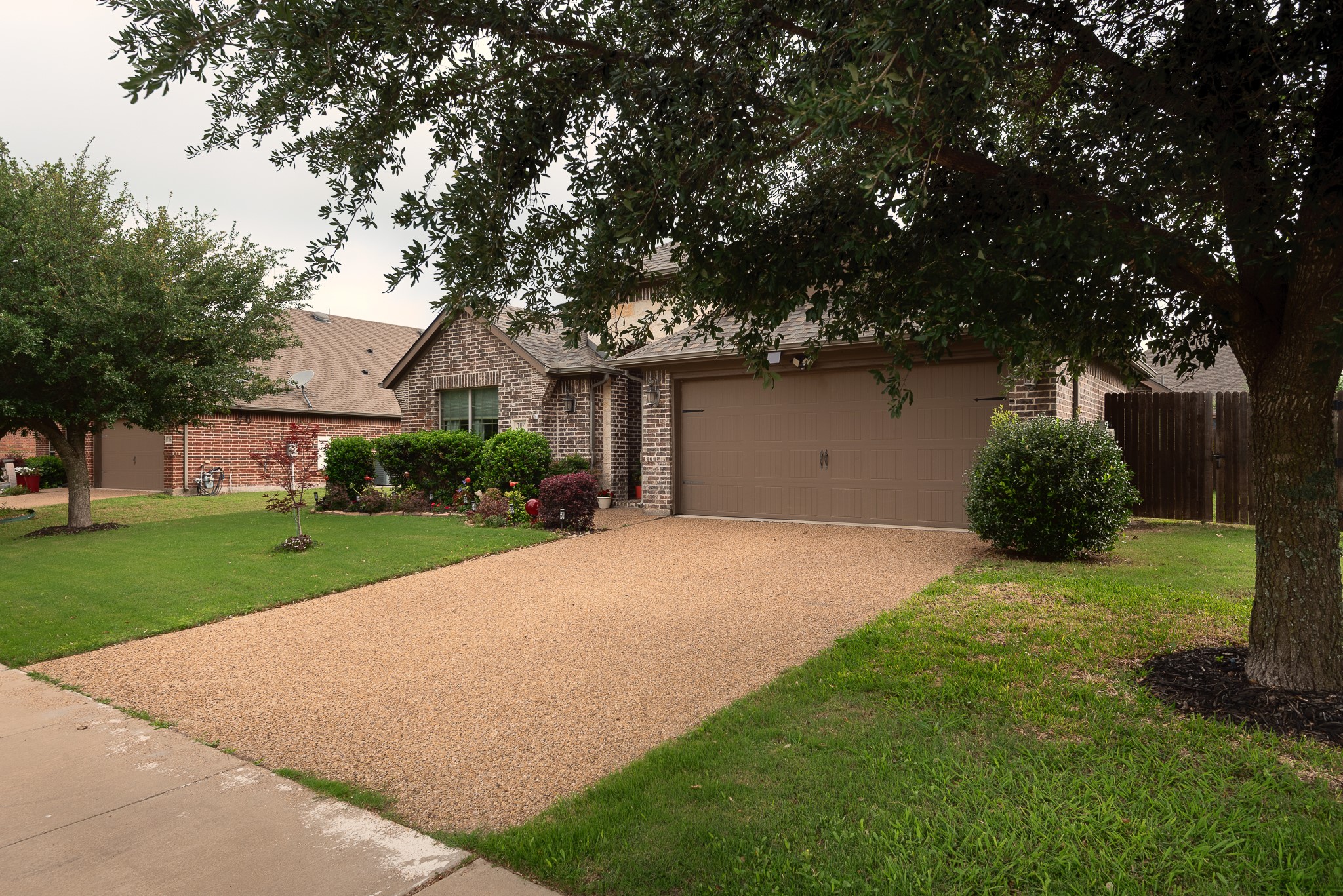 107 Manor Lane Waxahachie TX 75165