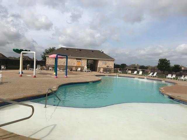 107 Manor Lane Waxahachie TX 75165