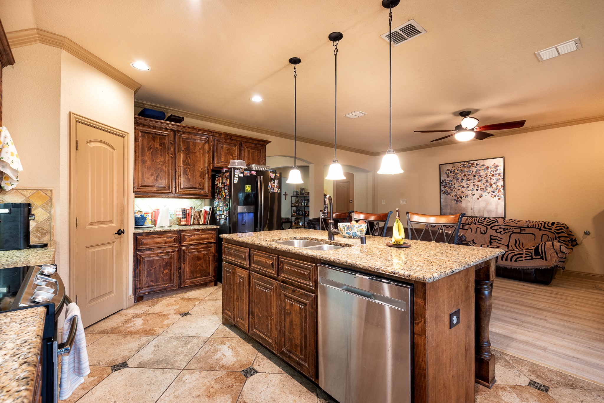 107 Manor Lane Waxahachie TX 75165
