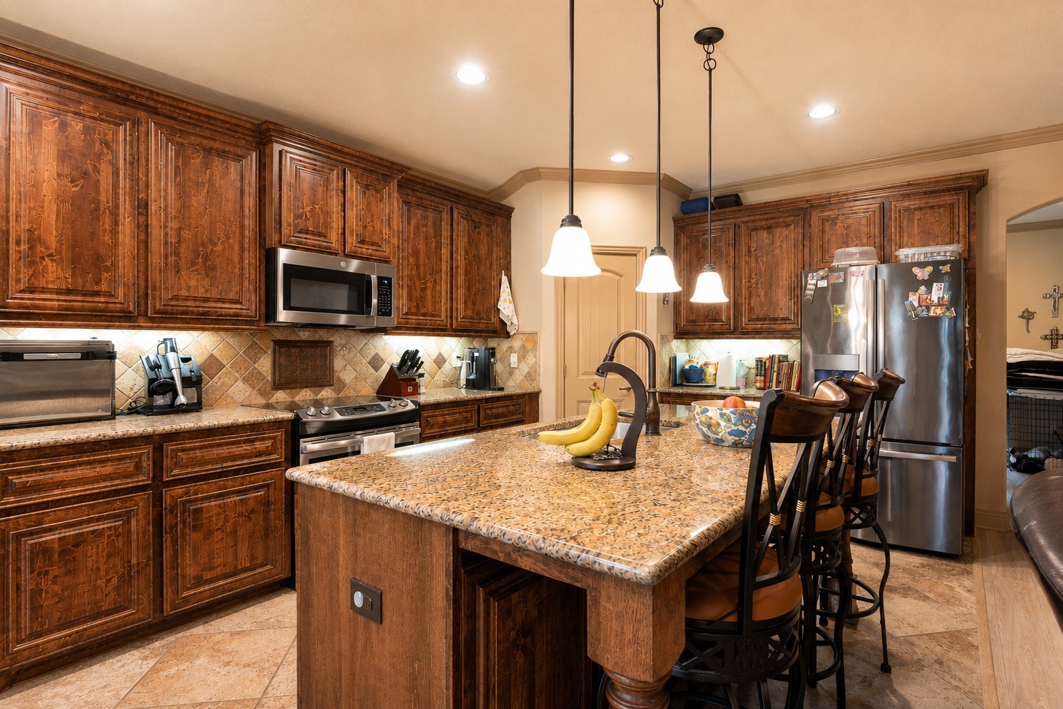 107 Manor Lane Waxahachie TX 75165