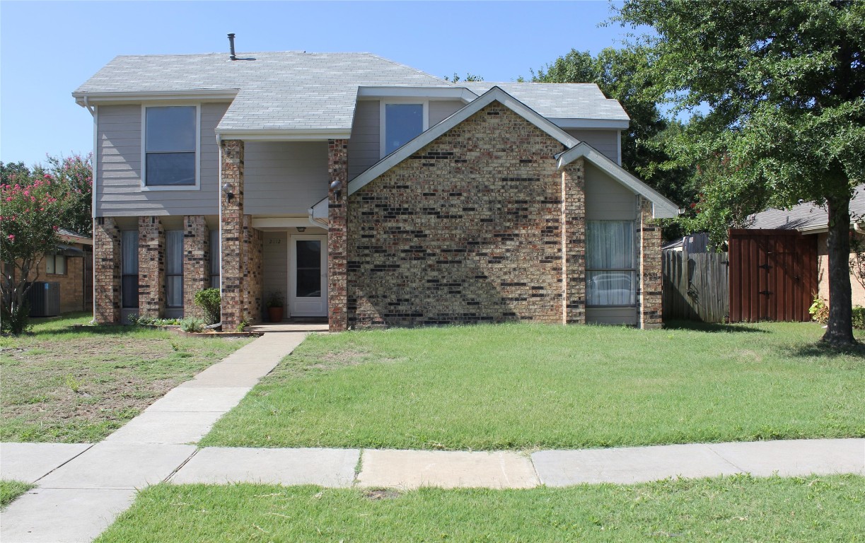 2112 Stein Way Carrollton TX 75007