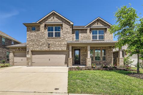 1717 Pleasant Knoll Trail Aubrey TX 76227