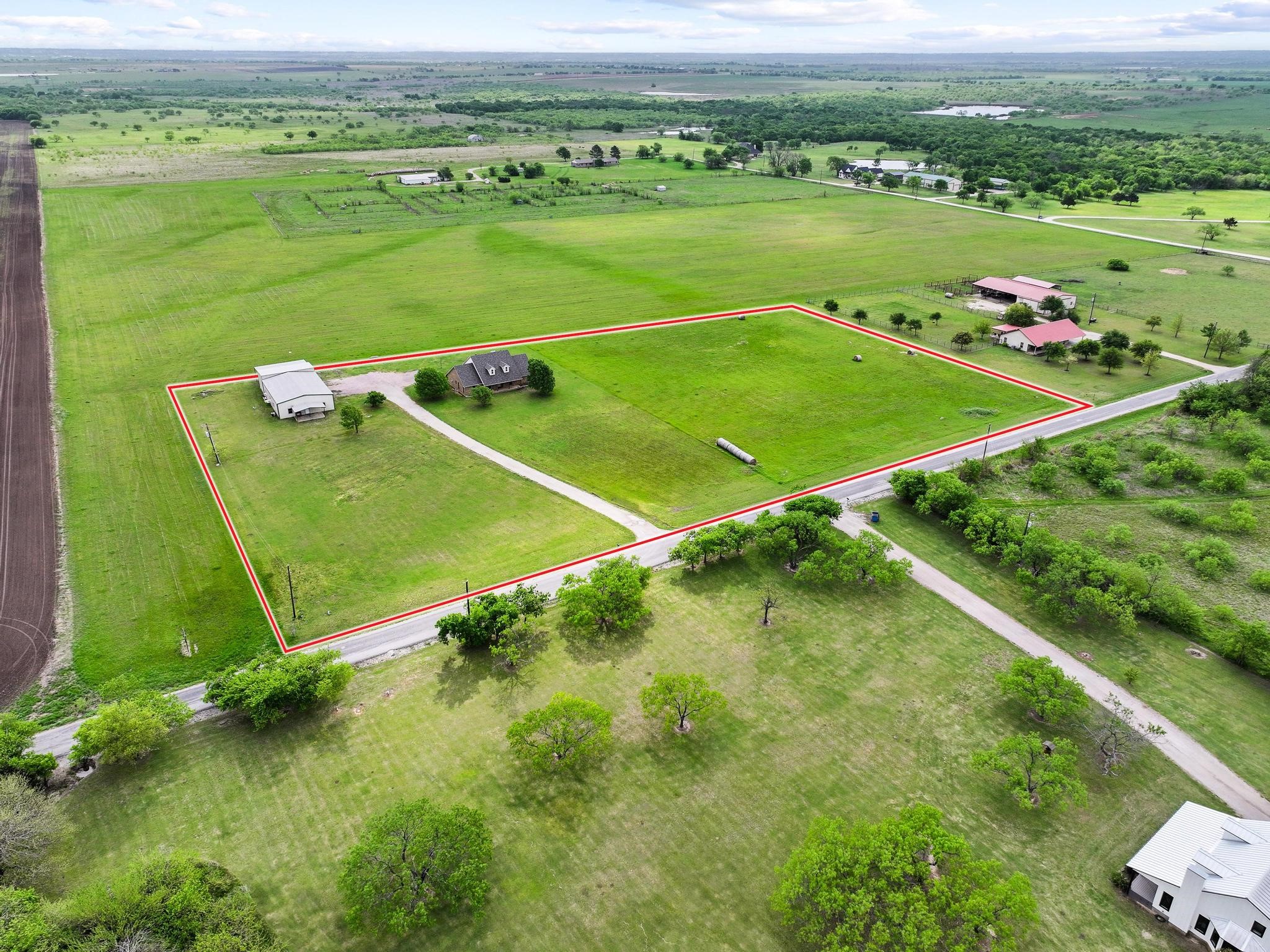 386 Scoggins Road Tioga TX 76271