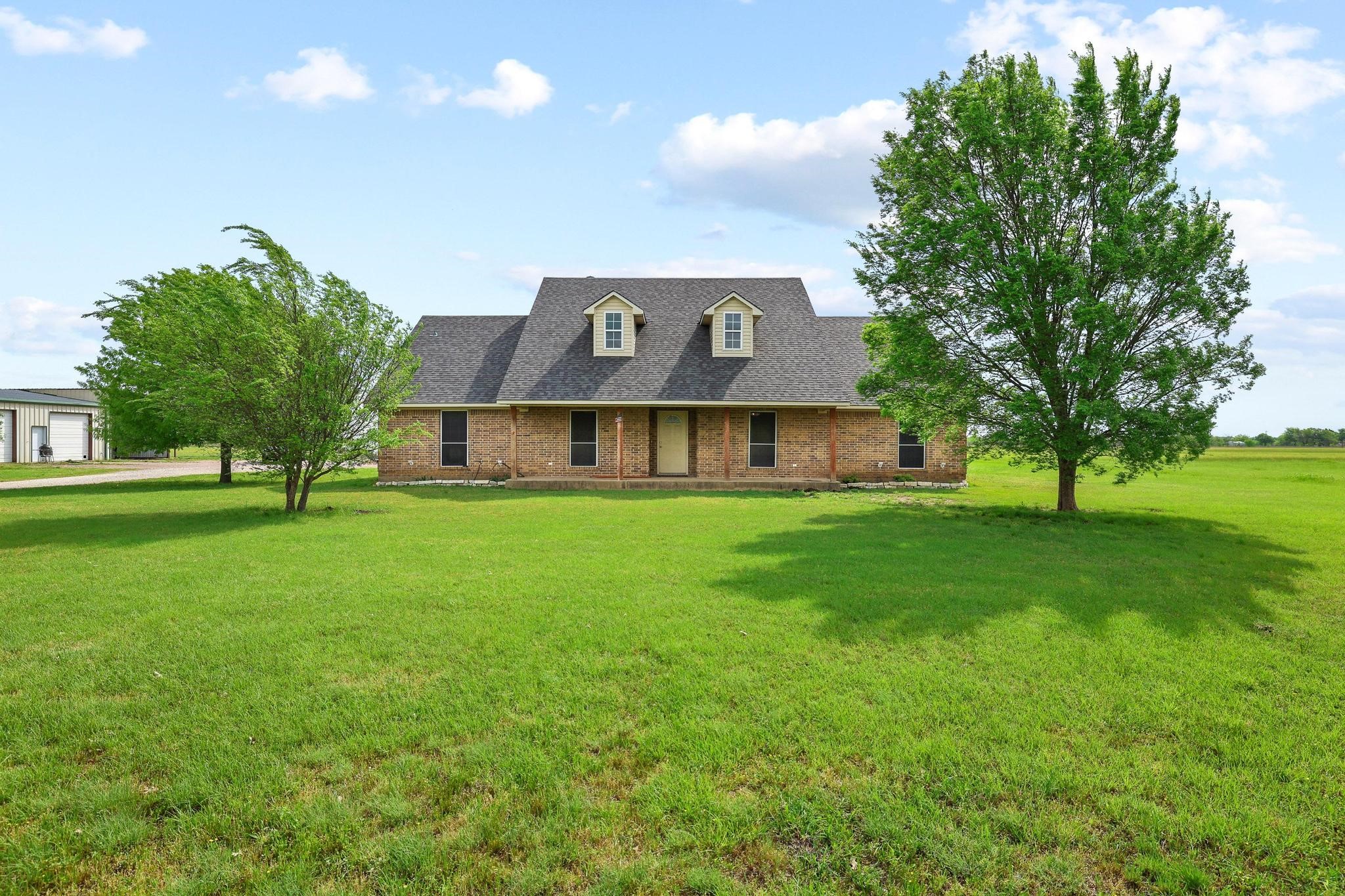 386 Scoggins Road Tioga TX 76271