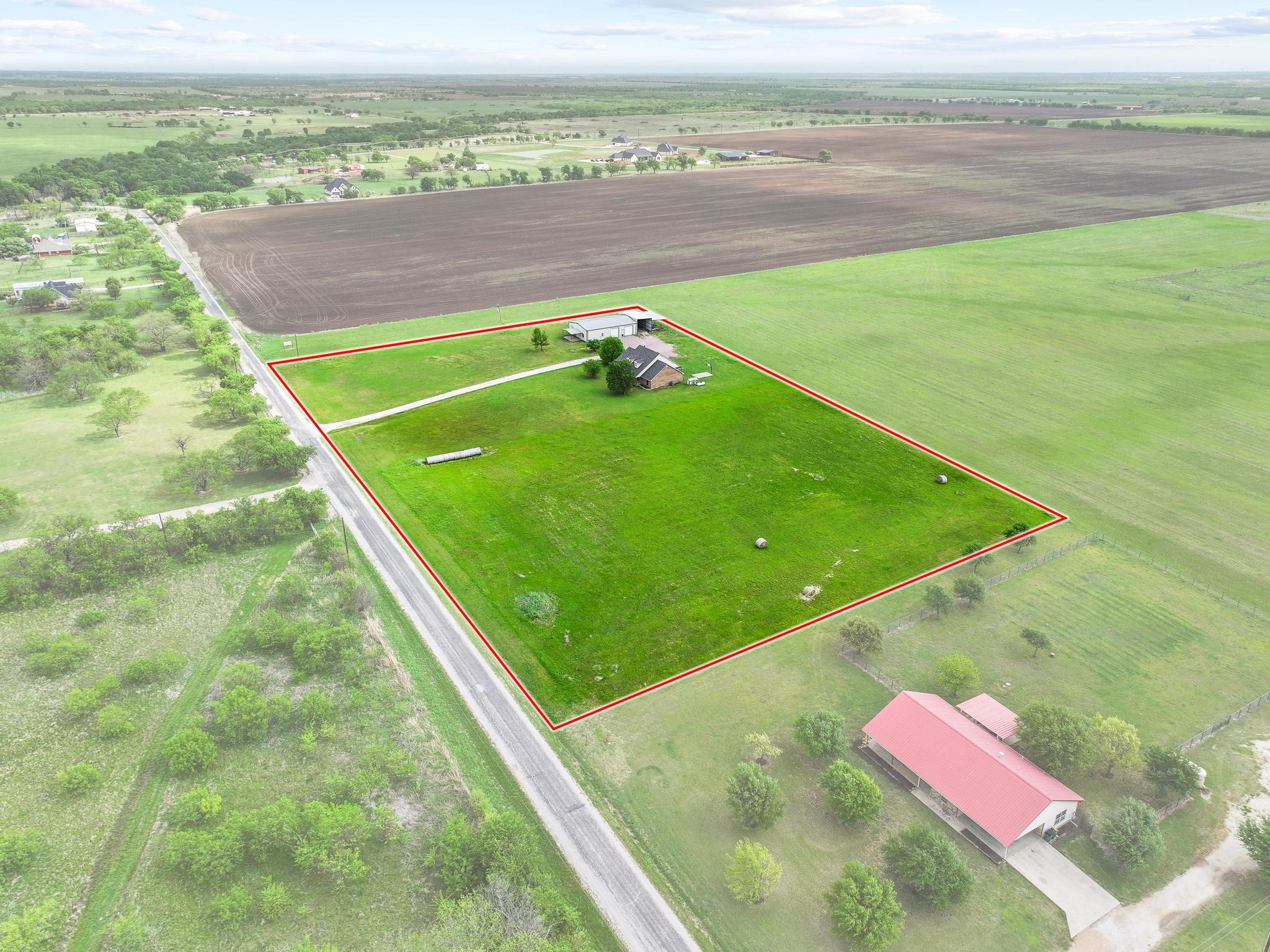386 Scoggins Road Tioga TX 76271