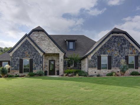 593 S Sugartree Drive Lipan TX 76462