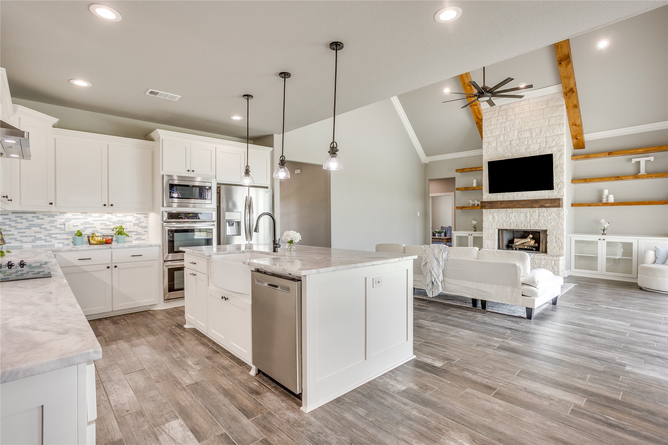 1024 Monarch Court Poolville TX 76487