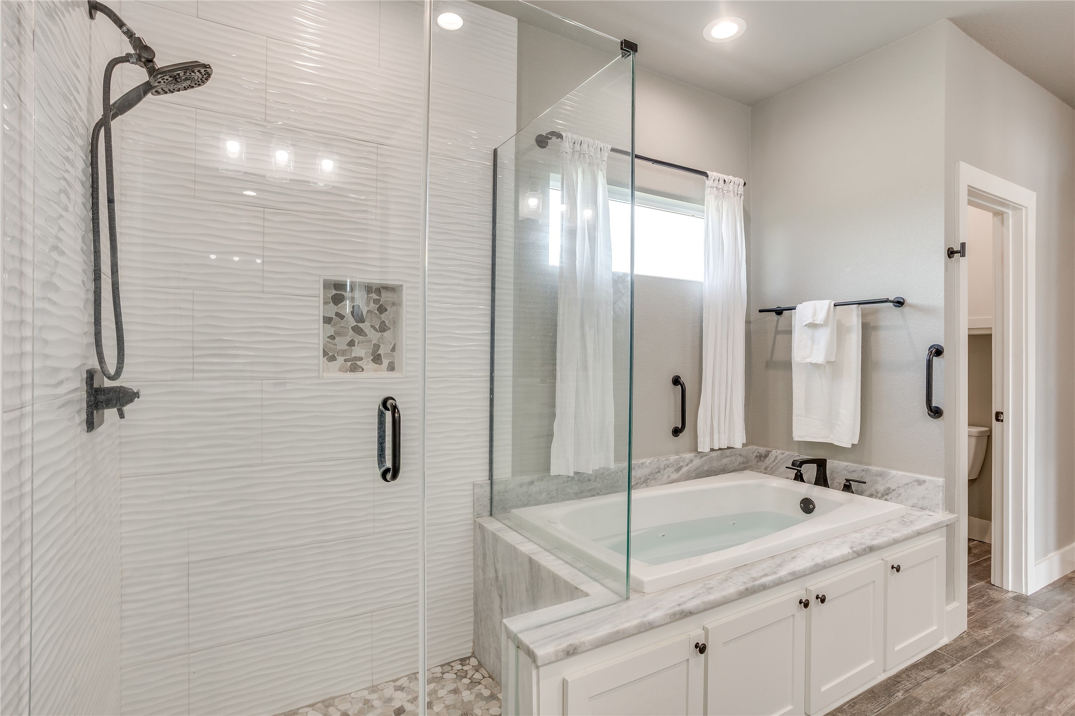 1024 Monarch Court Poolville TX 76487