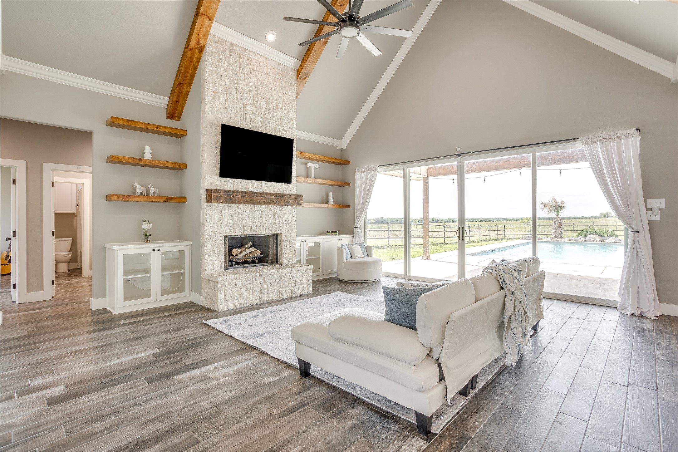 1024 Monarch Court Poolville TX 76487