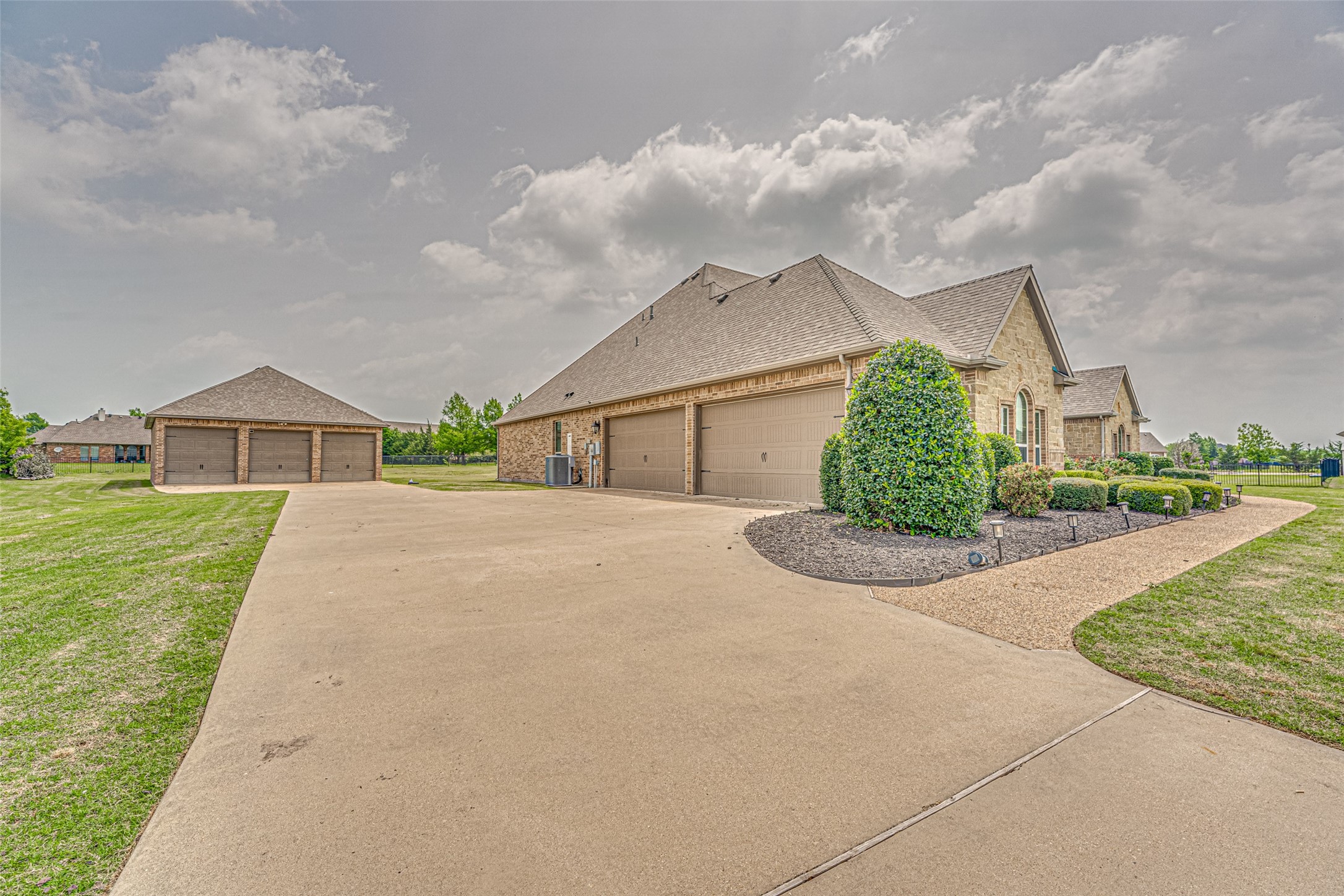 1406 Artesia Lane Mclendon Chisholm TX 75032