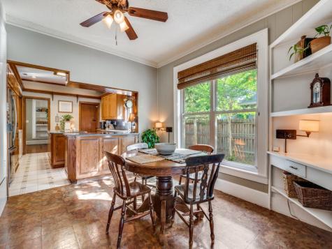 1107 E Marvin Avenue Waxahachie TX 75165