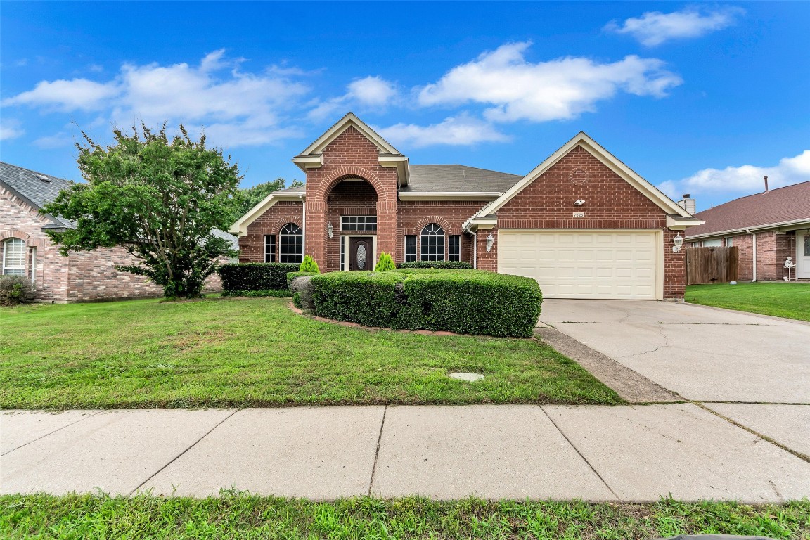 7625 Lawnsberry Drive Fort Worth TX 76137