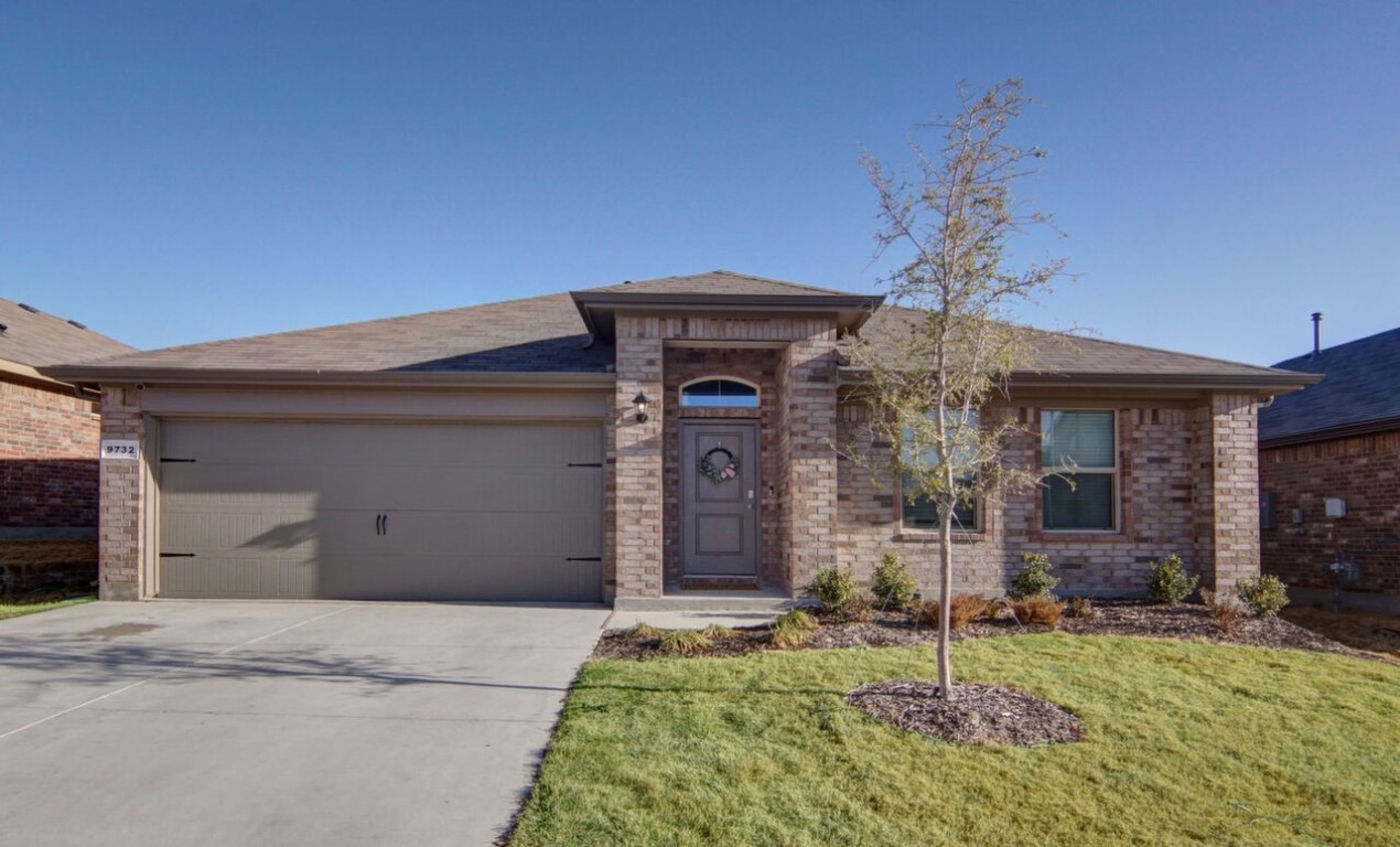 9732 Walnut Cove Drive Fort Worth TX 76108