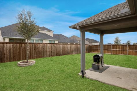 5557 Castle Peak Bend Fort Worth TX 76126