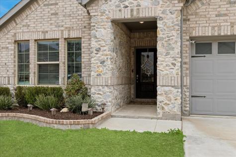 5557 Castle Peak Bend Fort Worth TX 76126