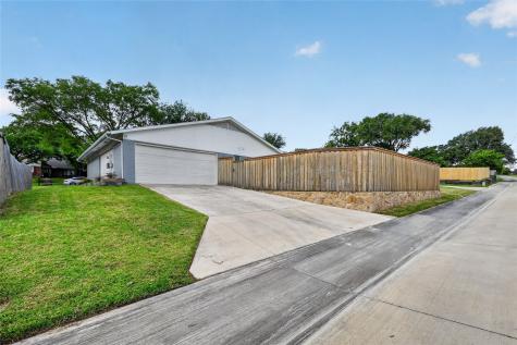 1025 Bellflower Drive Carrollton TX 75007