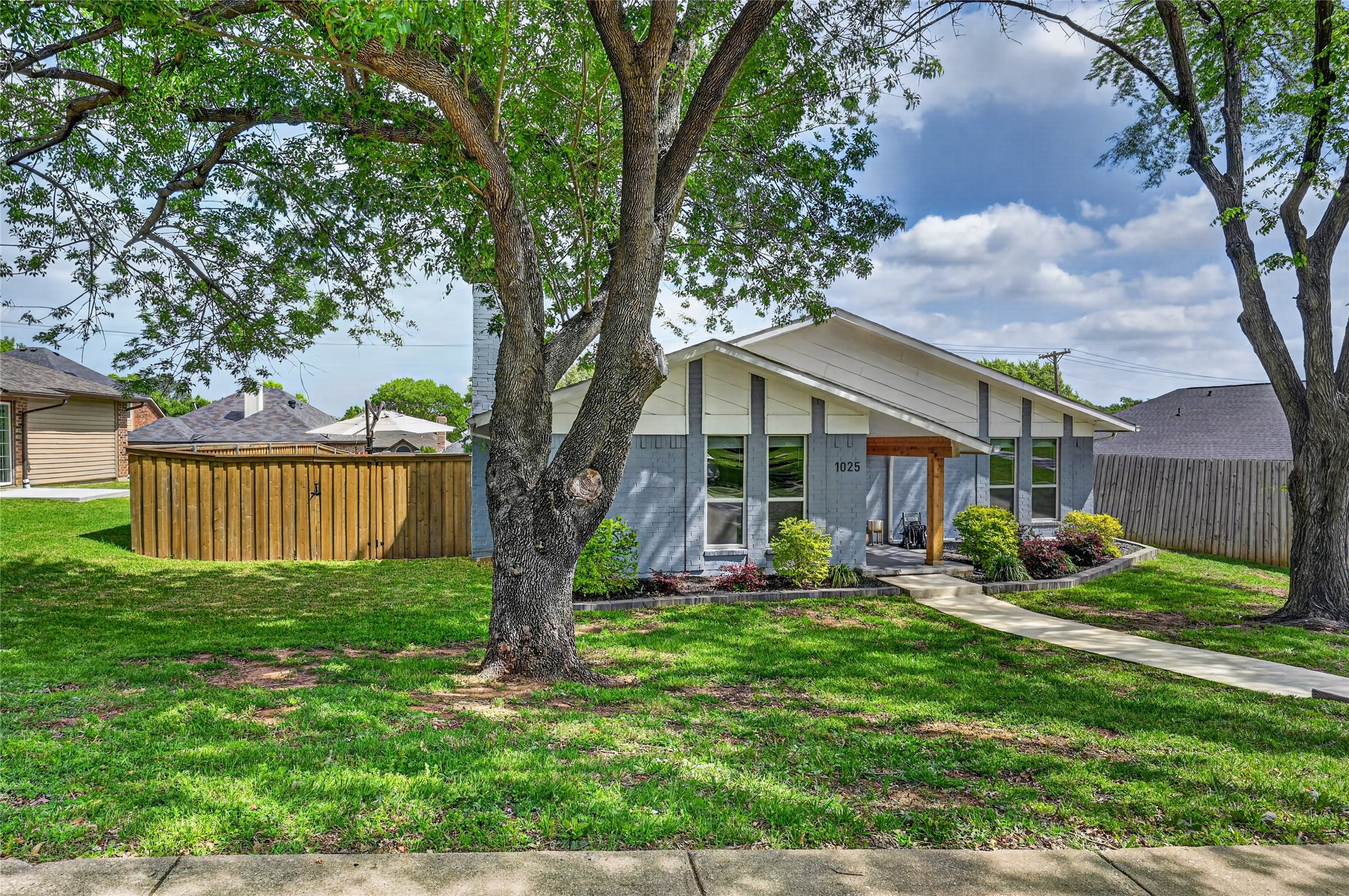 1025 Bellflower Drive Carrollton TX 75007