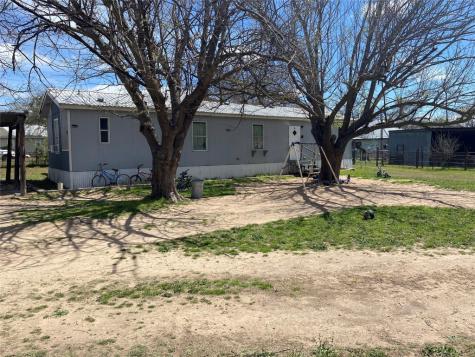 540 NE 2nd Street Cross Plains TX 76443