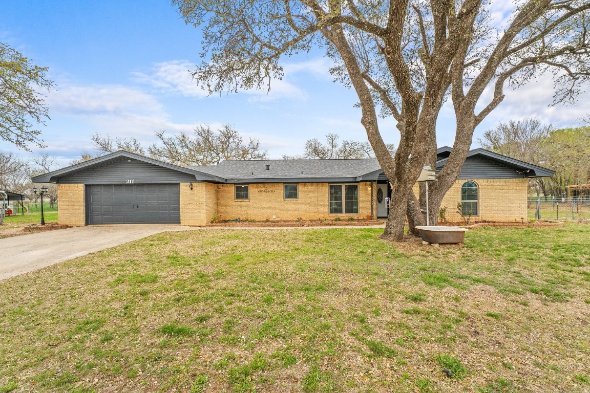 211 Bluebonnet Drive Early TX 76802