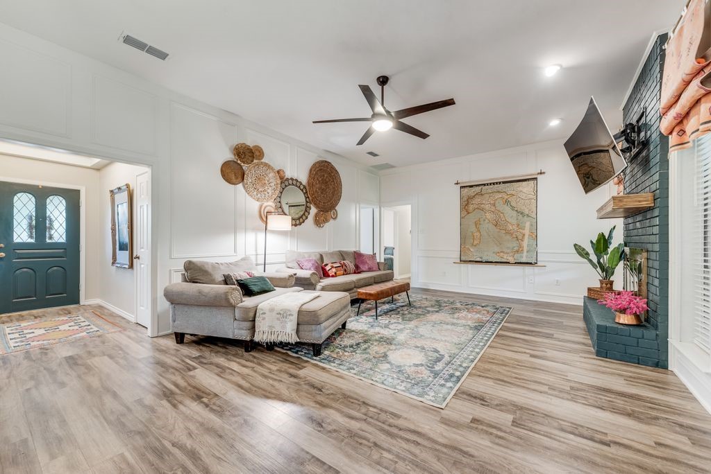 1420 Juniper Lane Lewisville TX 75077