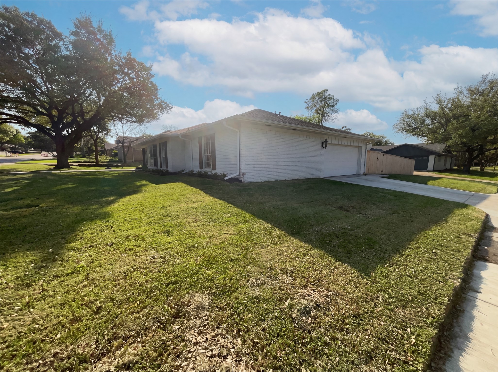 2800 N Surrey Drive Carrollton TX 75006
