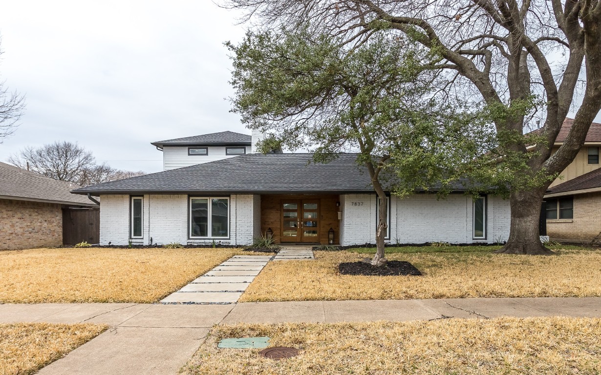 7837 La Sobrina Drive Dallas TX 75248