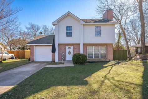305 Hitt Street Seagoville TX 75159