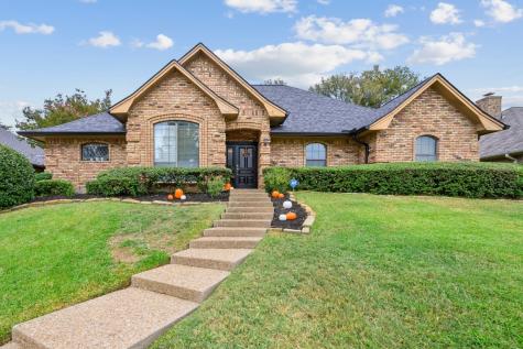 705 Bunker Hill Drive Arlington TX 76011